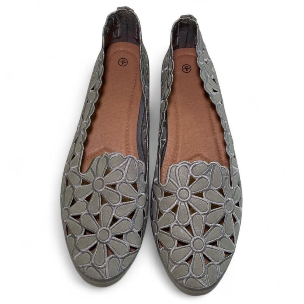 Floral Cutout Women's Flats